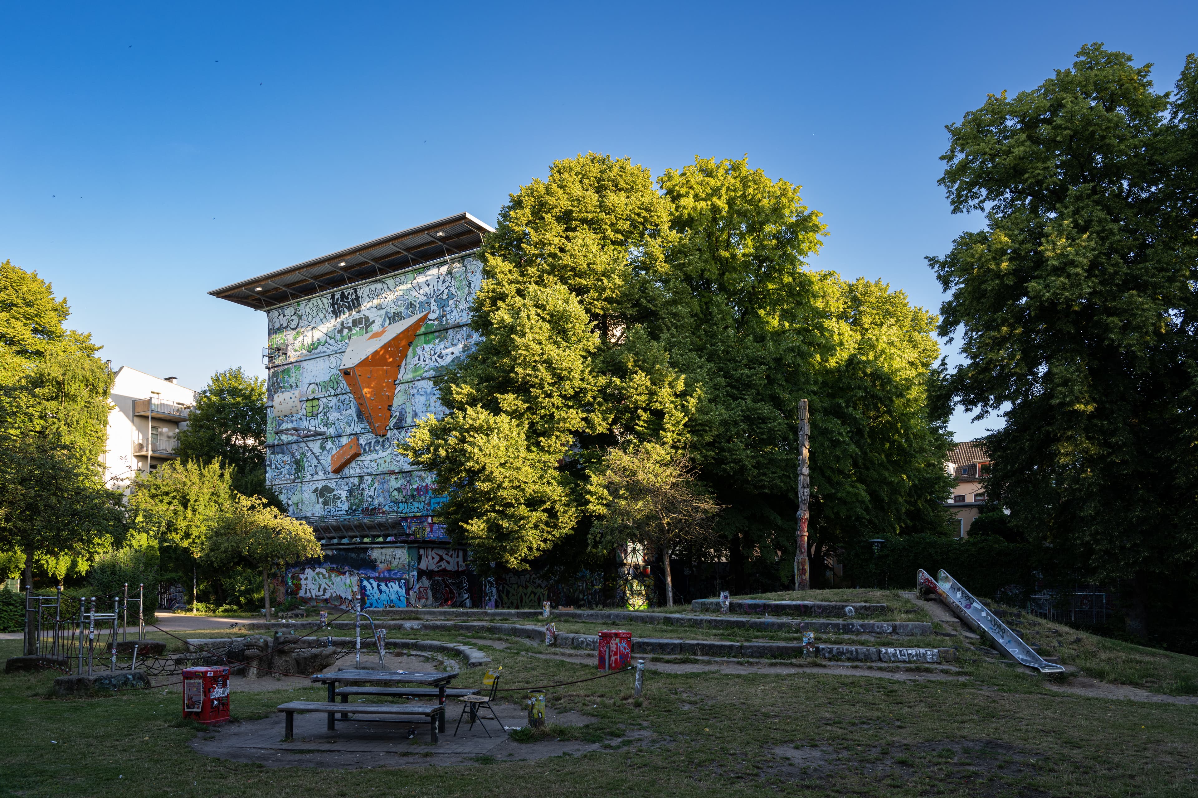 1 Bunker im Florapark 1.jpg