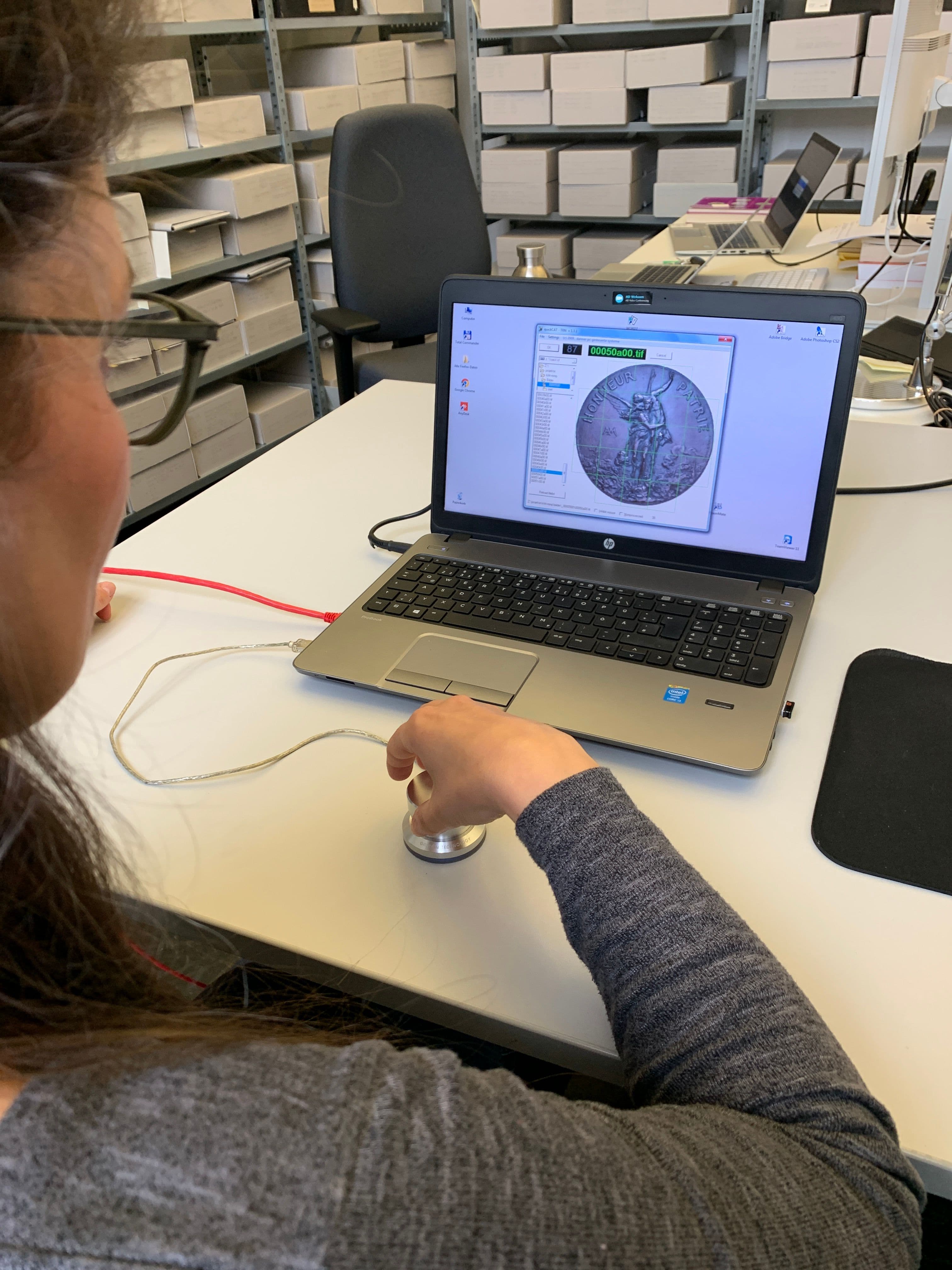 Digitale Erfassung und Fotografie der Kleinstreliefs.jpeg